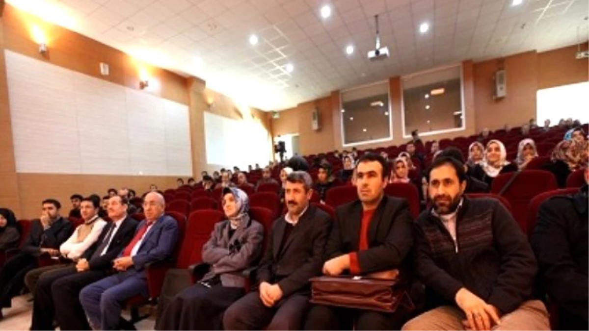 Diyarbakır\'da "Mevlana ve Barış" Konferansı