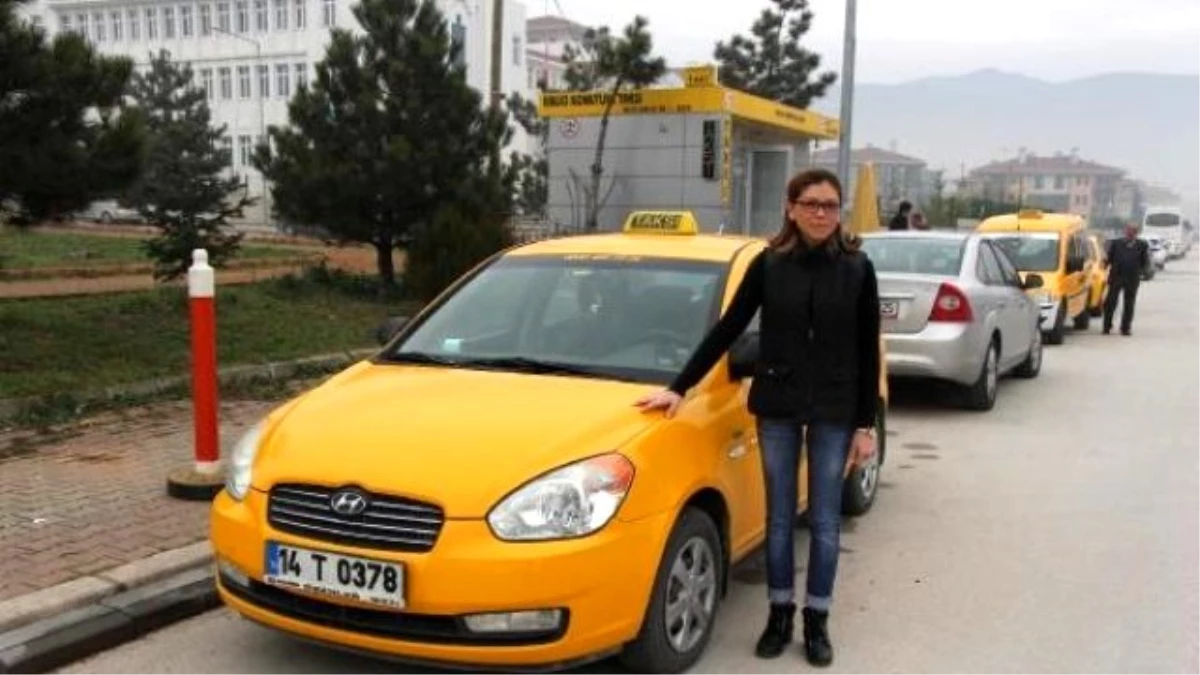 Ev Kadınlığından Sonra Taksi Şoförlüğü Kolay Geldi