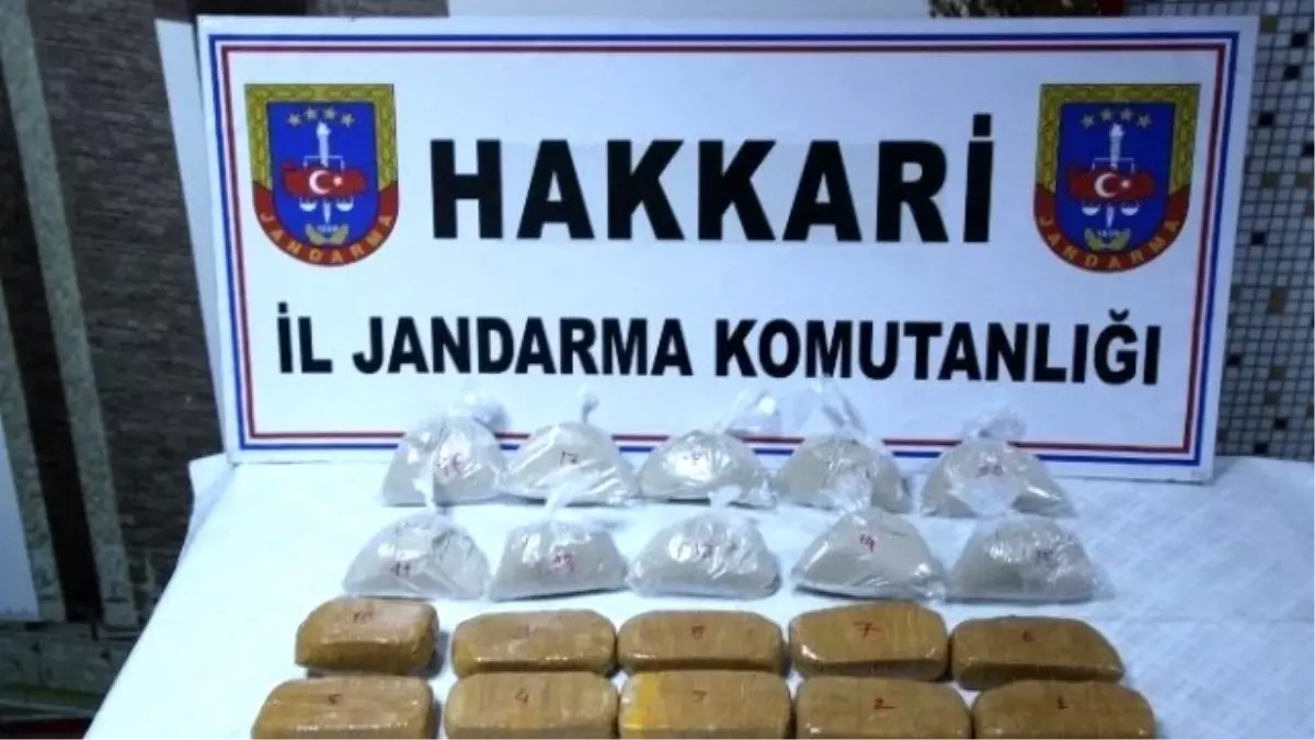 Hakkari\'de 10 Kilo Eroin Ele Geçirildi