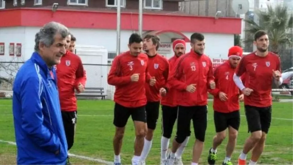 Samsunspor Teknik Direktörü Altın: "En Büyük Silahımız Taraftarımız"