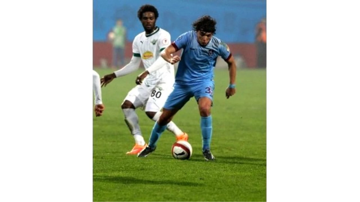 Trabzonspor-Akhisar Belediyespor Maçı 0-0 Bitti
