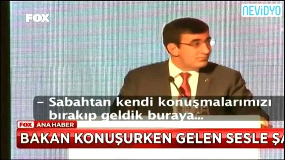 Bakan Mikrofon Hatasını Protesto Zannedince...