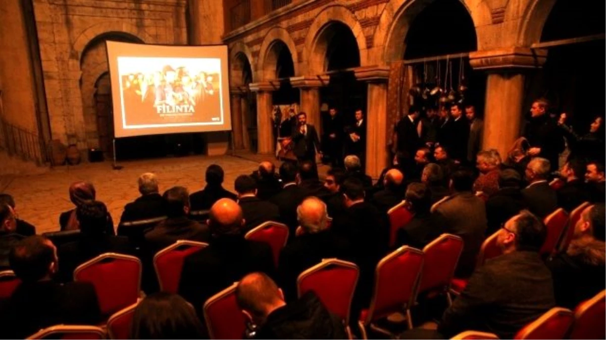 Başbakan Yardımcısı Akdoğan, Seka Film Platosu\'nu İnceledi