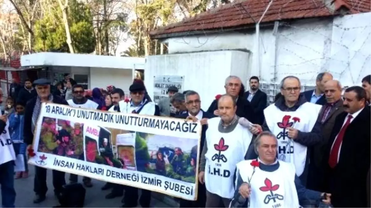 Cezaevi Önünde 14 Yıl Önceki Hayata Dönüş Operasyonunu Protesto Ettiler