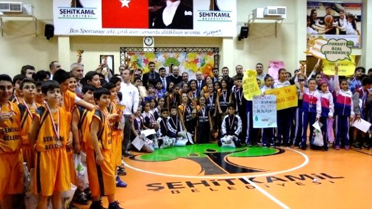 Gkv\'liler 25 Aralık Turnuvasının Yenilmez Şampiyonu