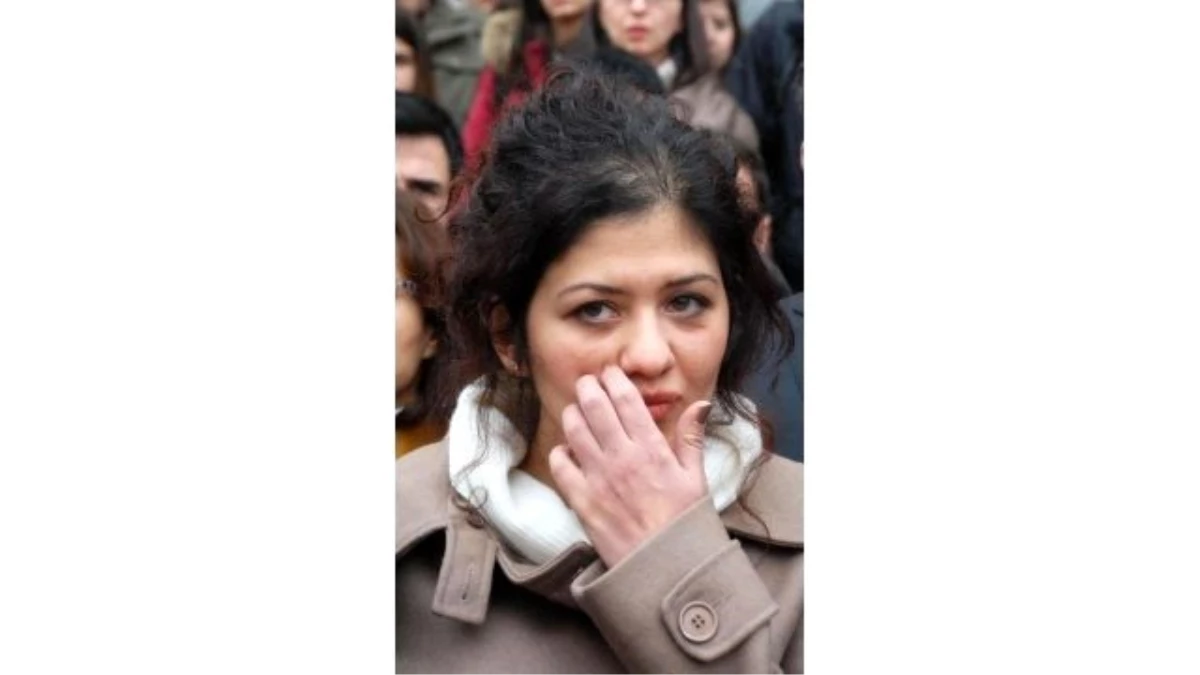 Kadın Doçente, Erdoğan\'a Hakaretten 11 Ay Hapis