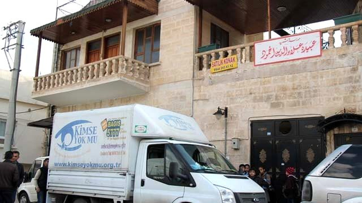 Kimse Yok Mu Derneği\'nden Eğitime Katkı