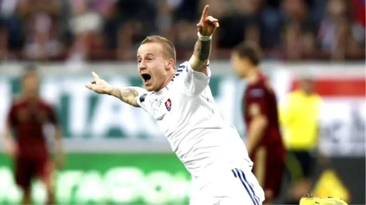 Miroslav Stoch Harika Bir Gole İmza Attı