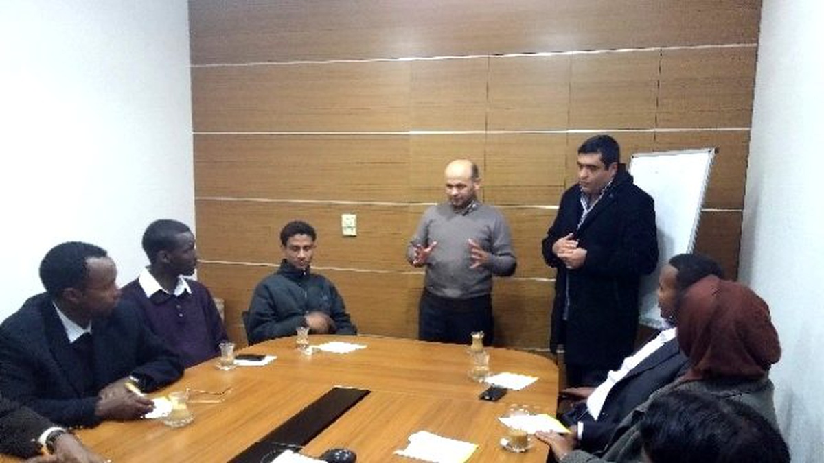 Mogadişhu Üniversitesi Radyosu Personeline Eğitim