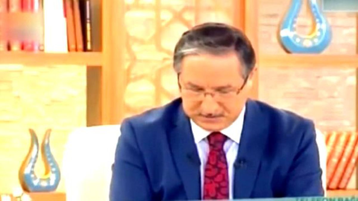 Mustafa Karataş'a 'Kocam Eşcinsel Çıktı Ne Yapmalıyım?' Sorusu