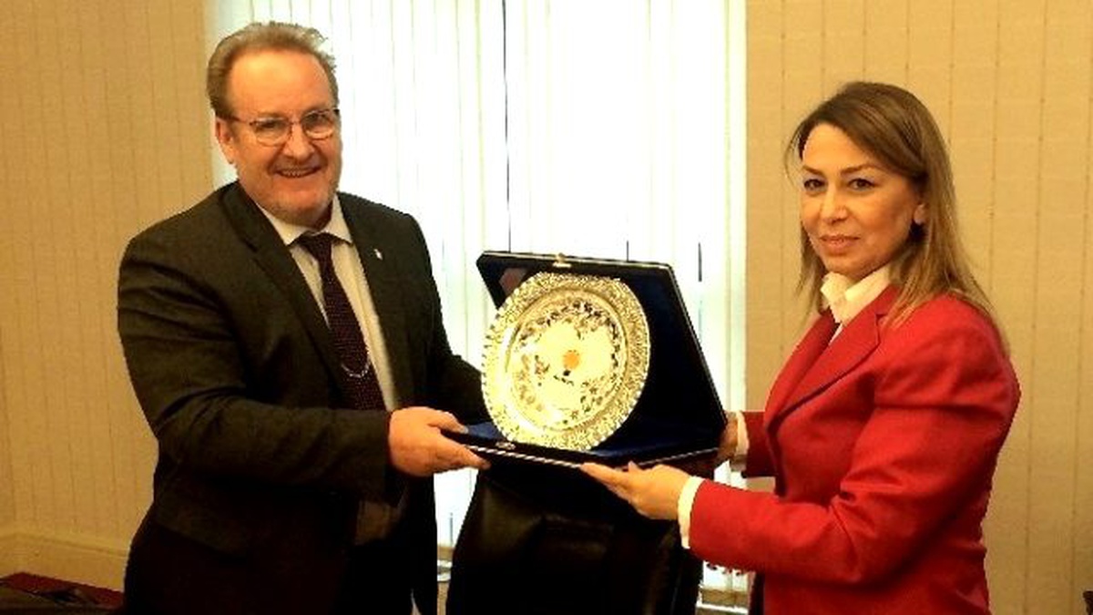 UNFPA Heyetinden, AK Parti\'li Öznur Çalık\'a Ziyaret