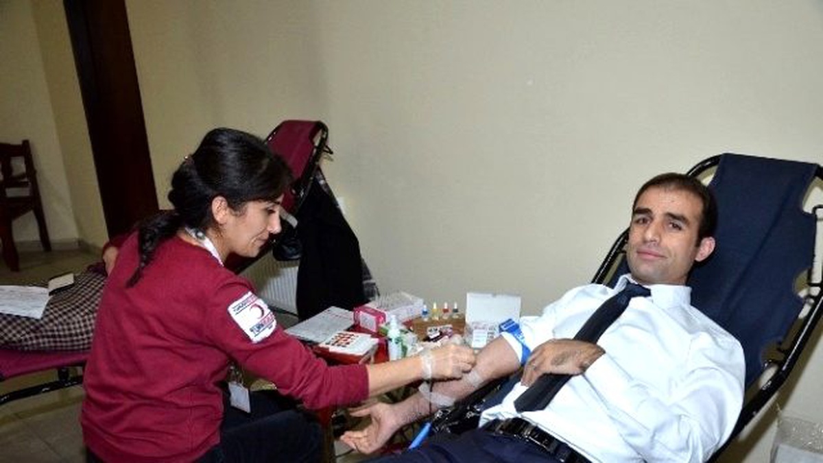 Yeşilyurt Belediyesi Personelinden Kan Bağışı