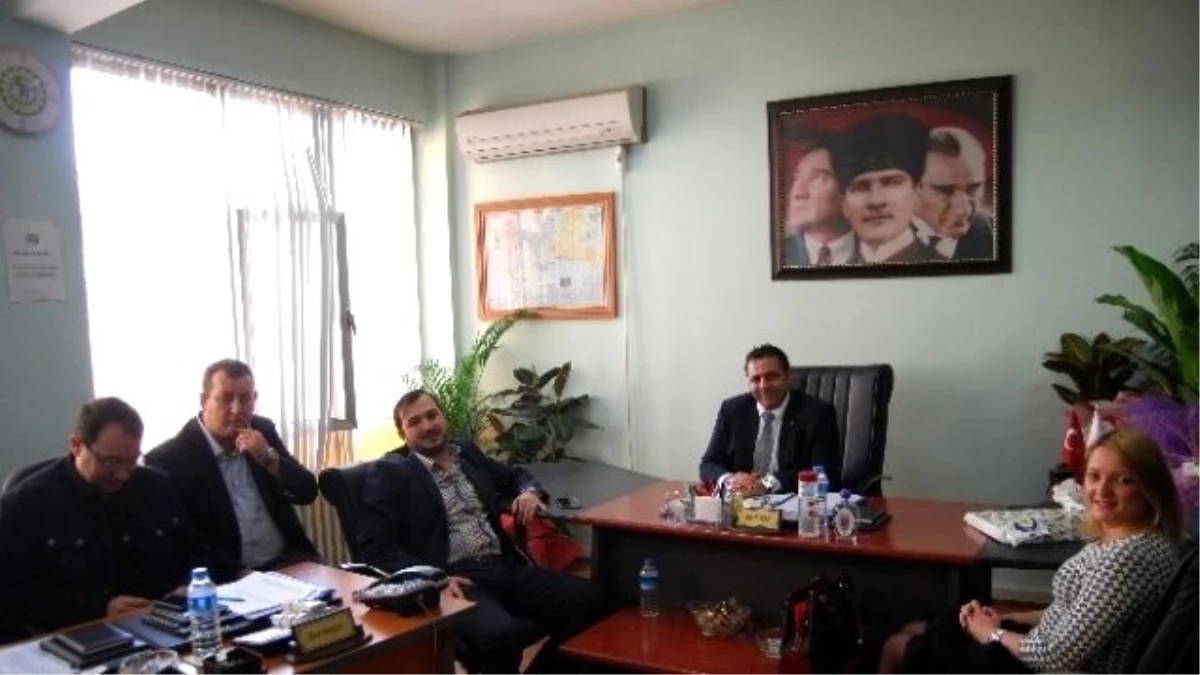 AK Parti Malkara İlçe Teşkilatından Yağlı Tohumlar\'a Ziyaret