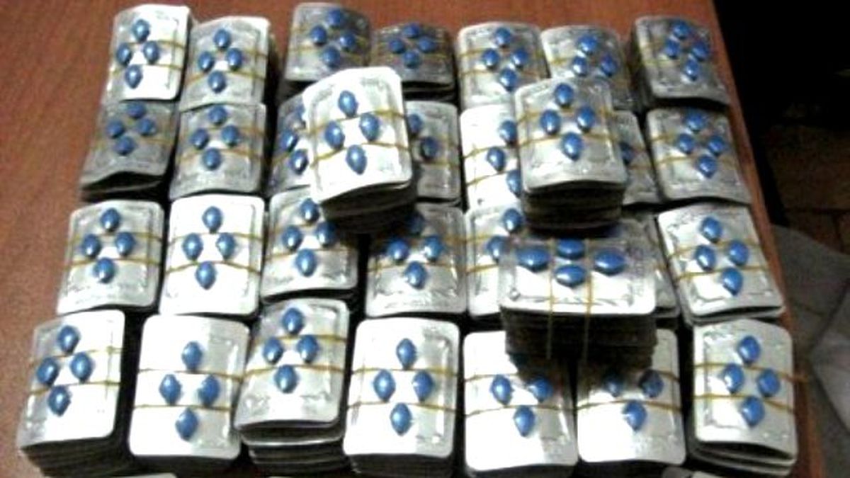 Ankara\'da Kaçak Sigara ve İlaç Operasyonu