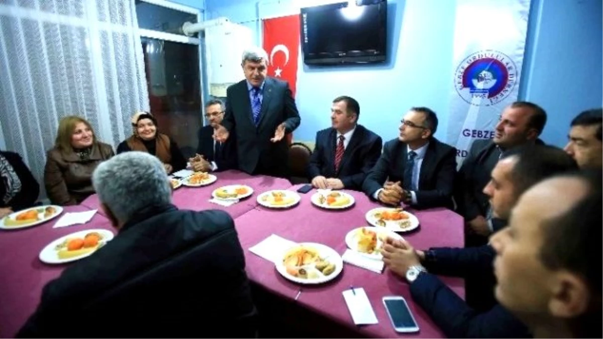 Başkan Karaosmanoğlu, Gebze\'de Halkla Bütünleşti