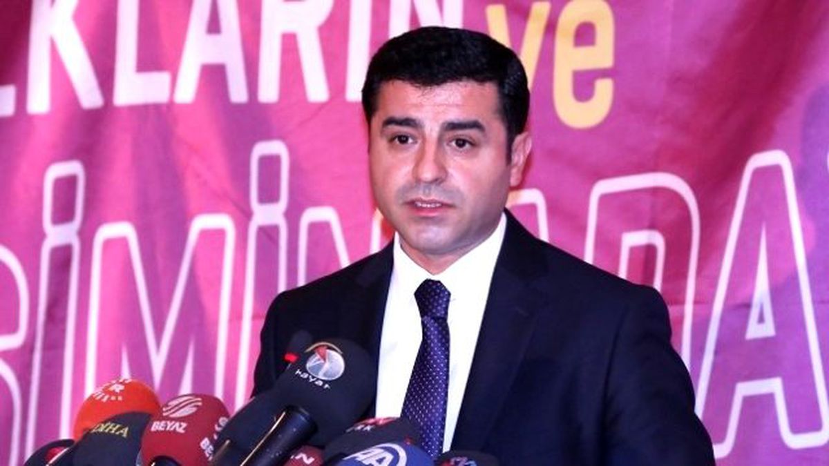 Demirtaş: Senden Daha Sahte Hoca Görmedik