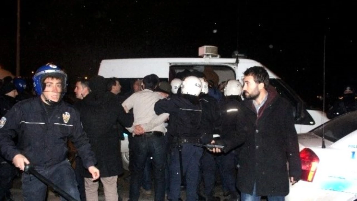 Erzurum\'da Gözaltına Alınan 50\'e Yakın Öğrenci Serbest Bırakıldı