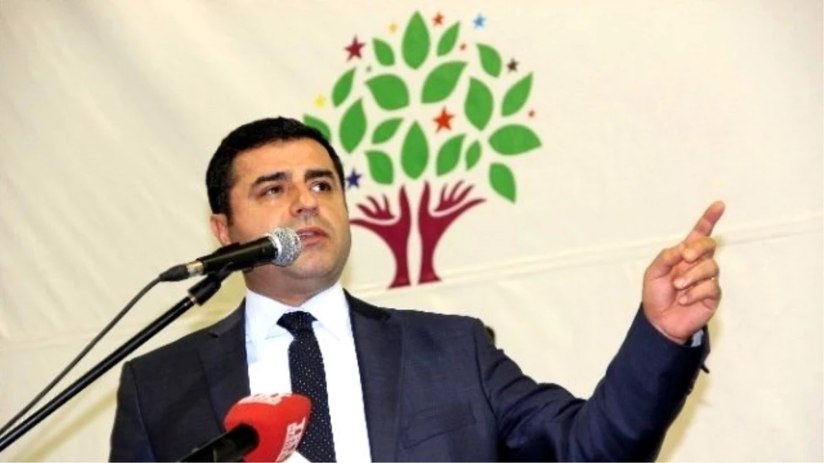 Hdp Eş Genel Başkanı Selahattin Demirtaş Mersin\'de