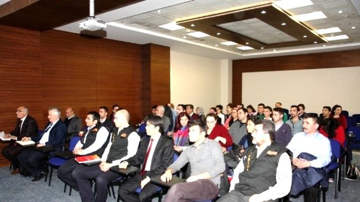 İş Yeri Sahiplerine Yangın Güvenliği Semineri Verildi