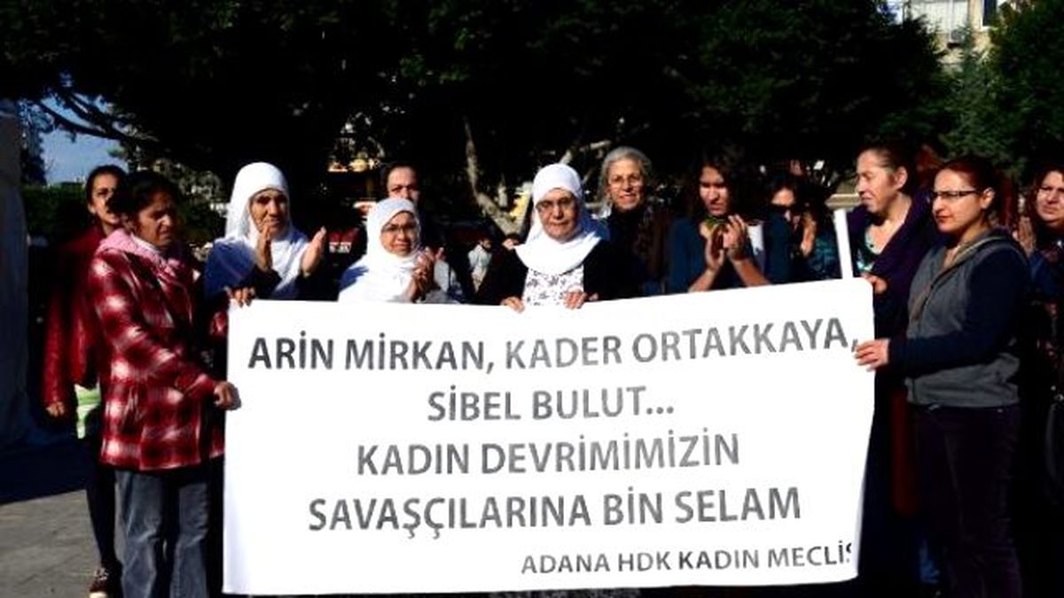Kadınlardan Kobani\'de Ölen Sibel Bulut İçin Eylem