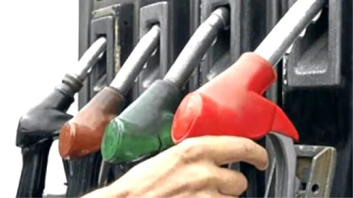 Petrol Piyasasında Düzenlemeye Gidildi