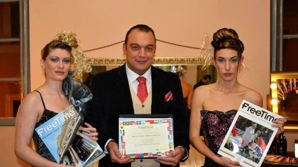 Başarılı Gazeteci Keşaplı\'ya İtalya\'da Ödül