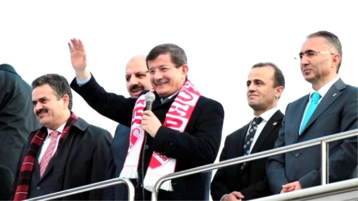 Başbakan Davutoğlu Bolu\'da (2)