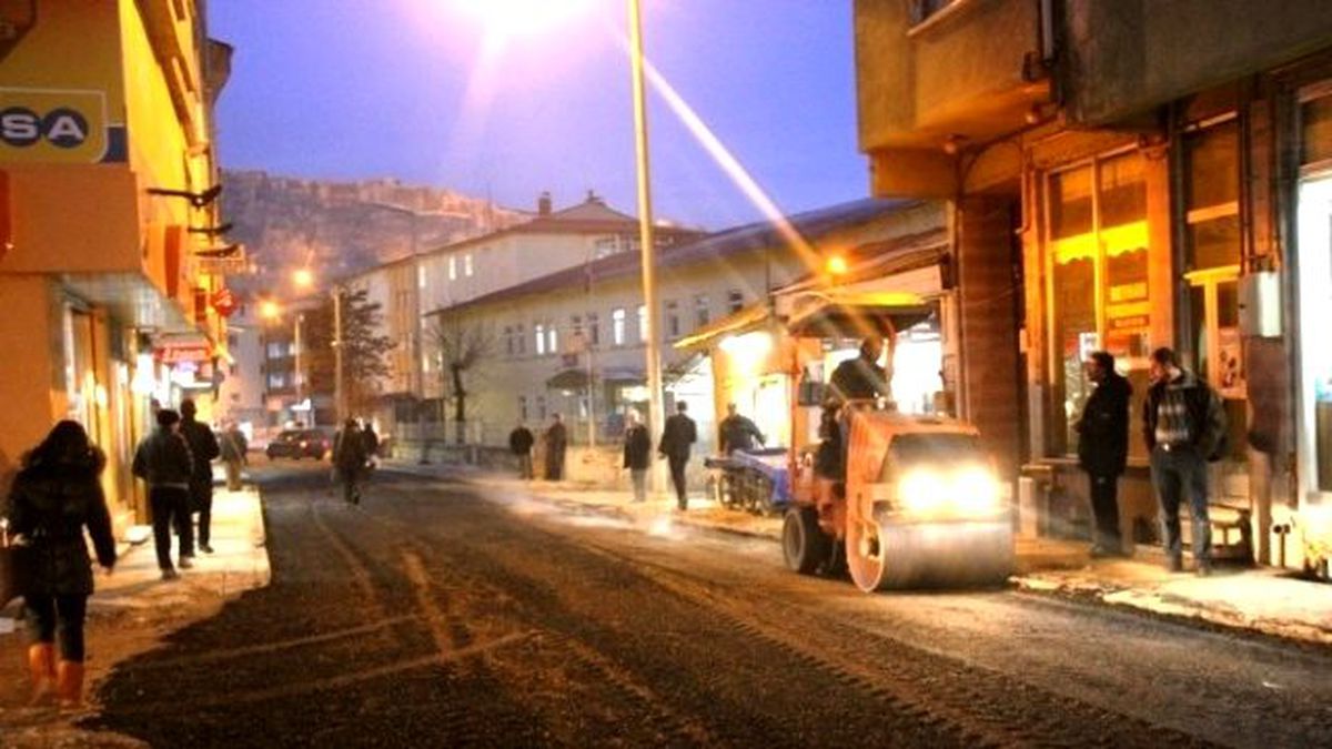 Bayburt Belediyesi Ekipleri Hafta Sonu da Mesaideydi