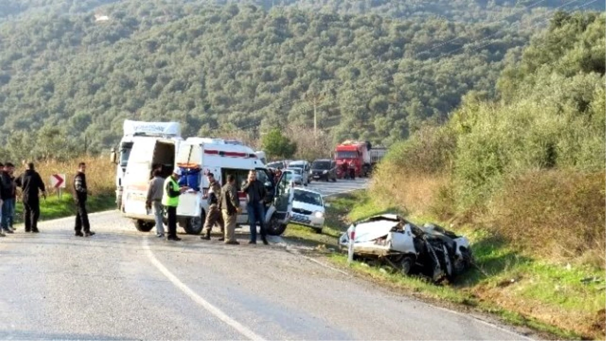 Çanakkale\'de Trafik Kazası: 1 Yaralı