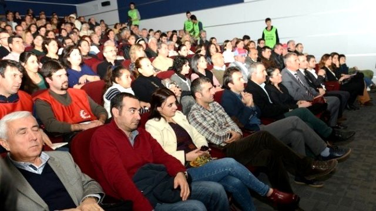 İşçi Filmleri Festivali Bursa\'da Perdelerini Açtı