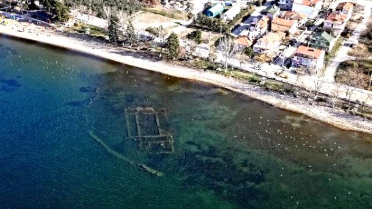 İznik Gölü\'ndeki Bazilika, 2014 Yılının En Önemli 10 Keşfi Arasında!