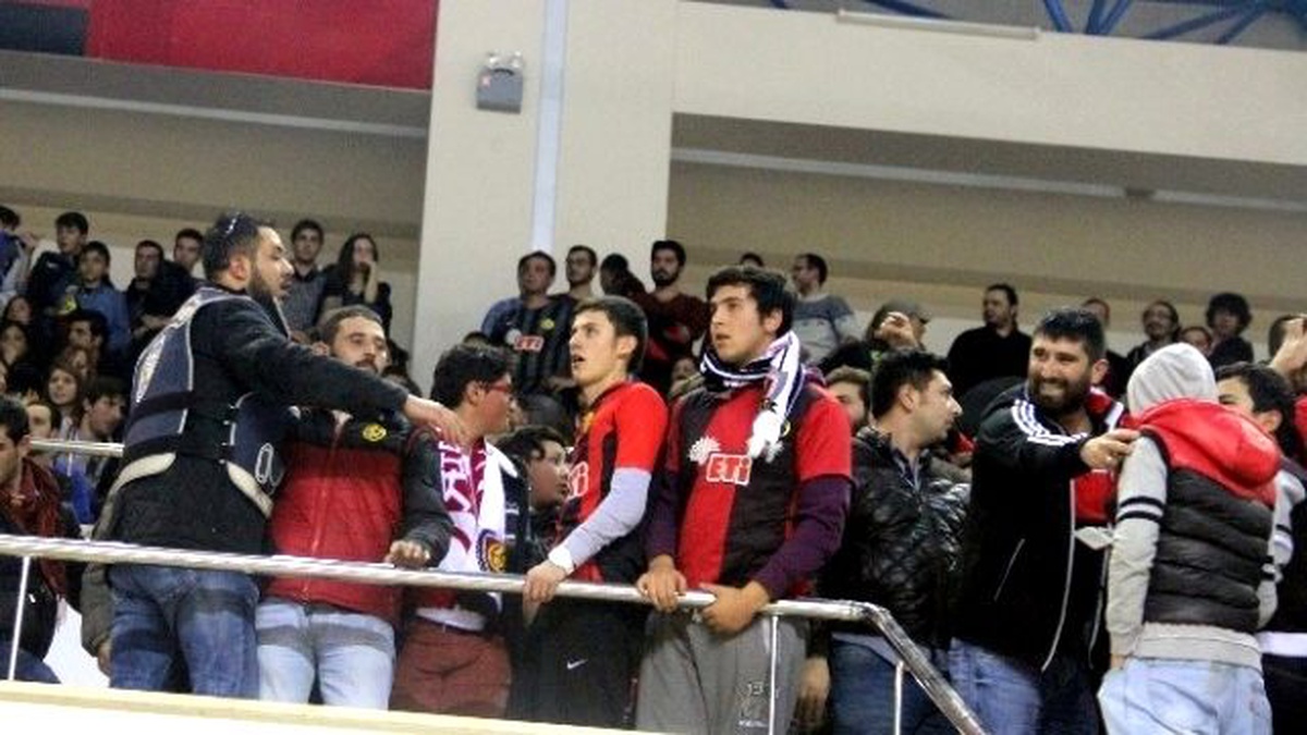 Nsk Eskişehir Basket- Fenerbahçe Ülker Maçında Olay Çıktı