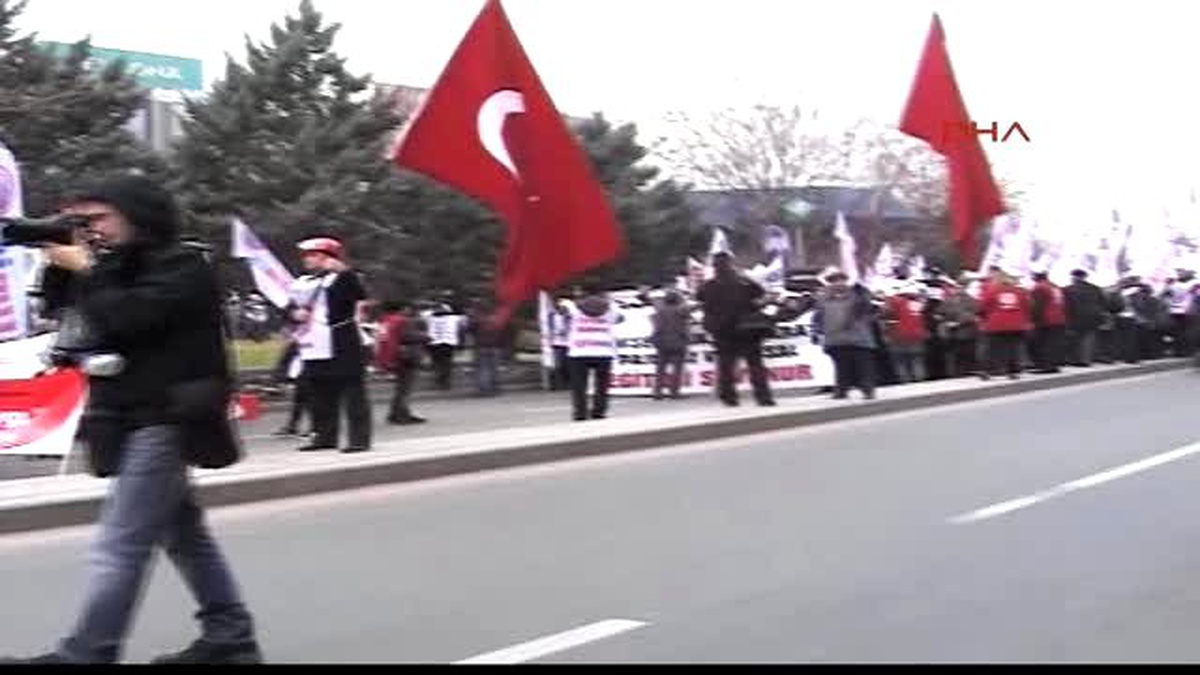 Ankara Barosu: Gaz Bombaları ve Toma\'larla Yapılan Saldırı Polis Terörü Olarak Kayıtlara Geçmelidir