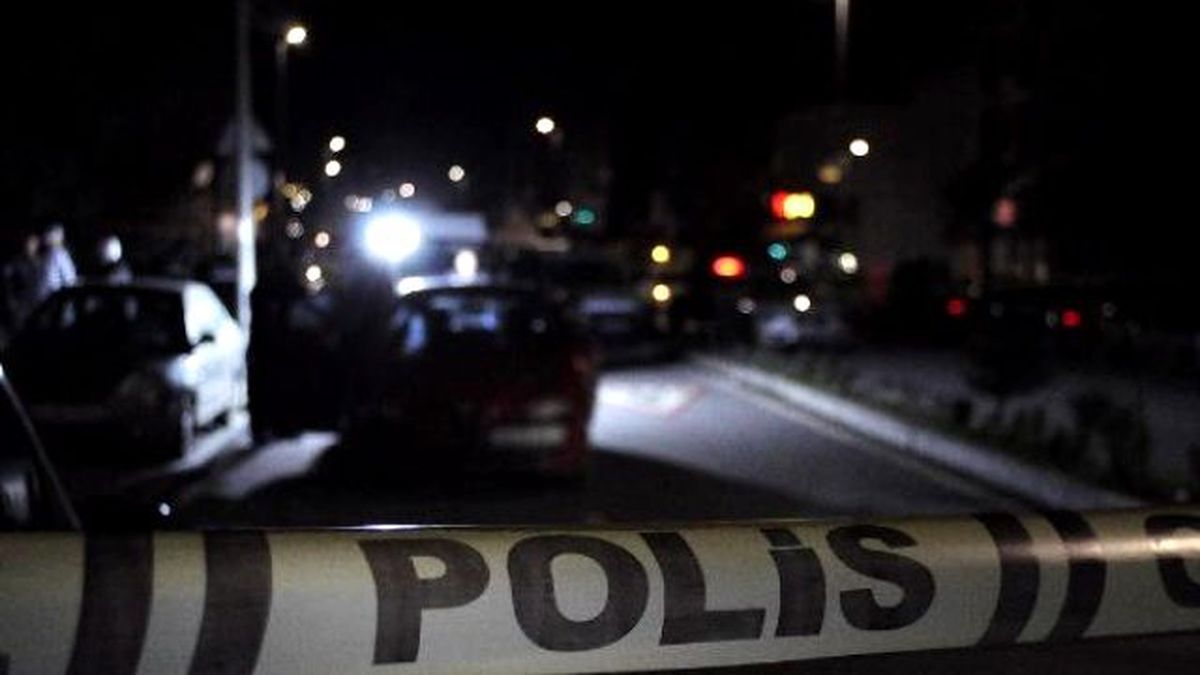 Ataşehir\'de Silahlı Çatışma; 1 Ölü, 3 Yaralı