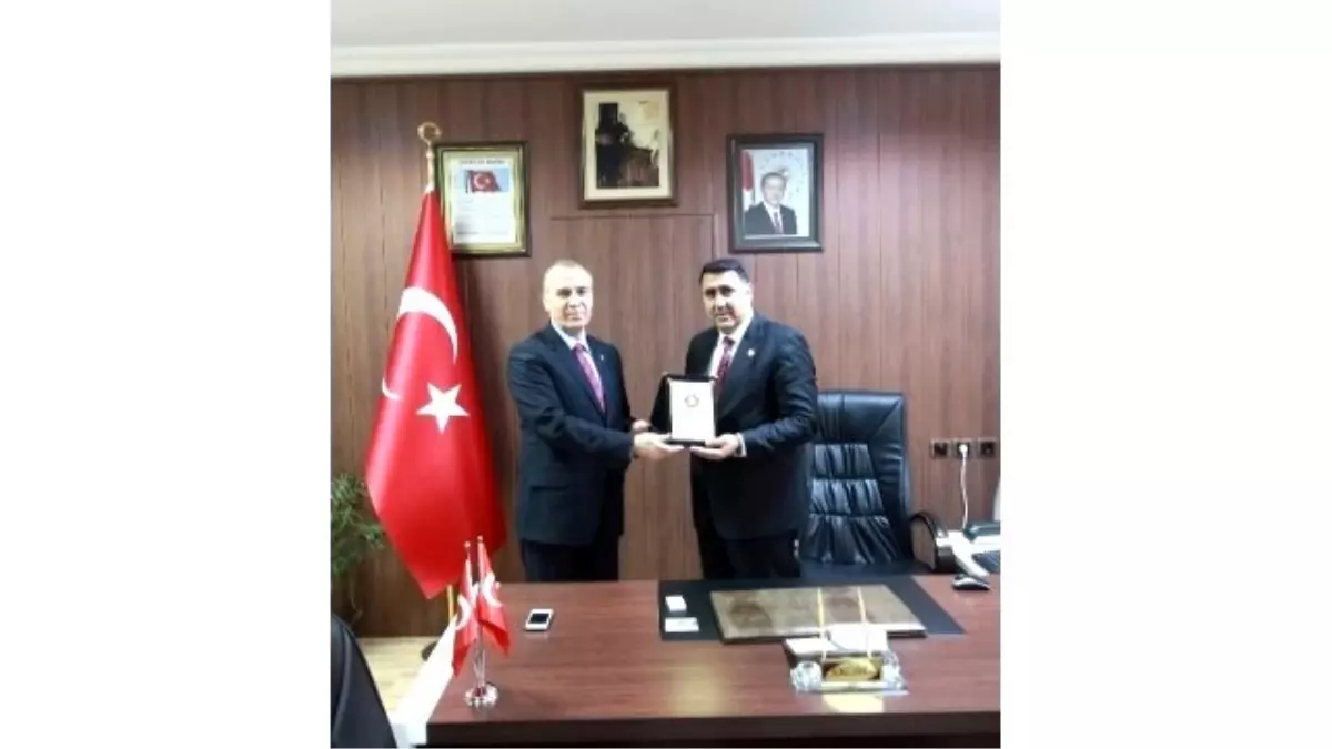 Judo Federasyonundan İl Genel Meclisi Başkanına Plaket