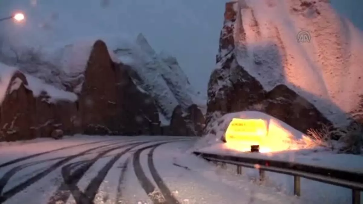 Kapadokya Beyaza Büründü