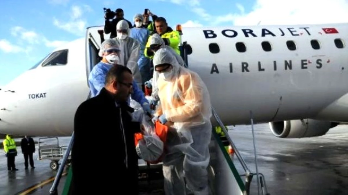 Uçakta \'Ebola\' Tatbikatı