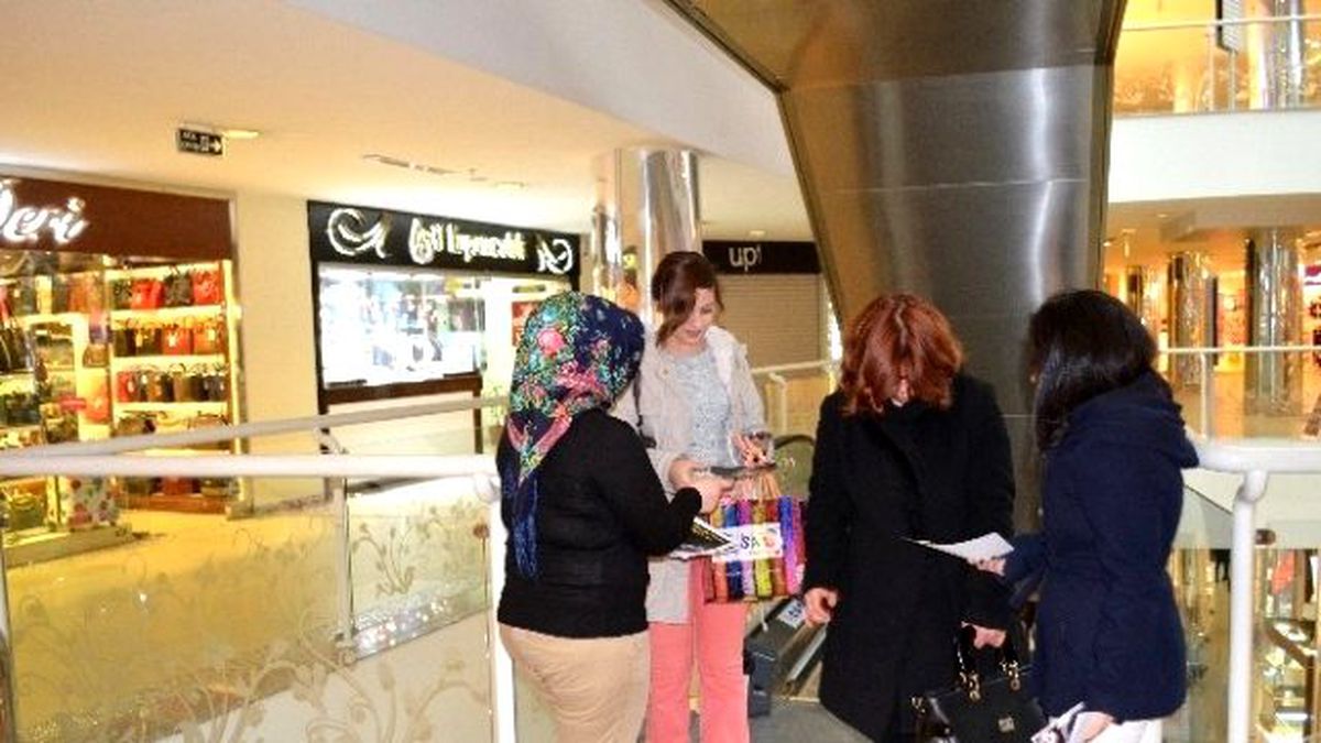 Üniversiteli Gençler Uyuşturucuya Savaş Açtı