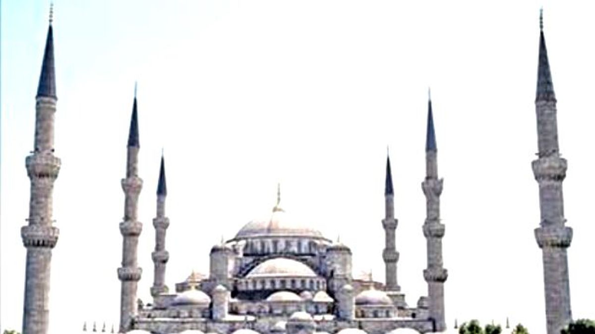 Çok Etkilendiği Caminin Maketini Yaptı
