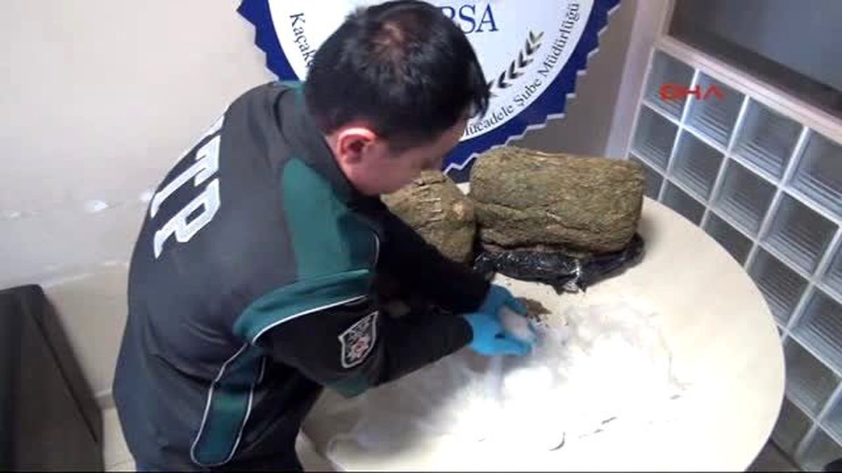 Bursa?da 8 Kilo 250 Gram Esrar Ele Geçirildi
