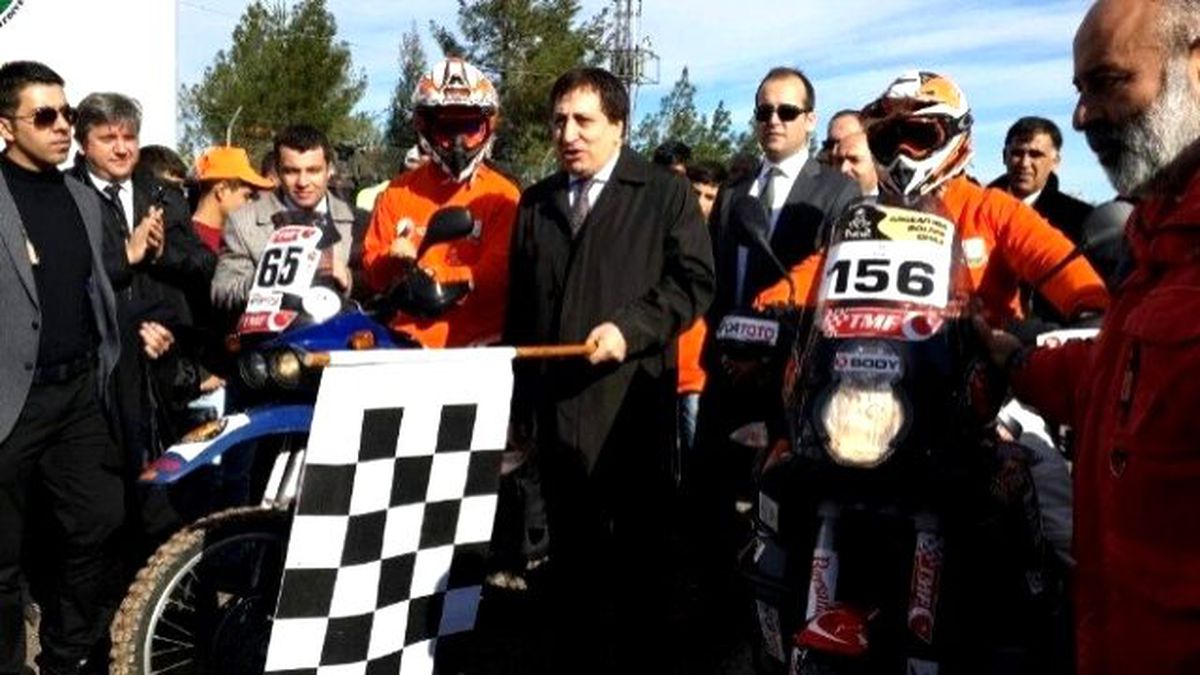 Dakar Rallisinin Tanıtım Startı Şanlıurfa\'da Yapıldı