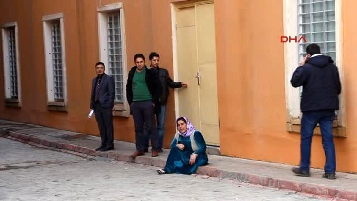 Borcunu Ödemeye Gitti, Bıçaklanarak Öldürüldü