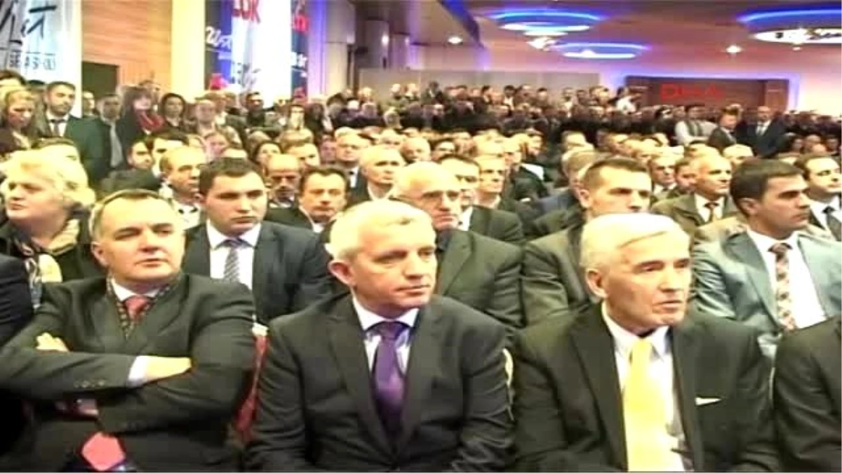 Kosova?nın En Eski Partisi Ldk 25?inci Yılını Kutladı
