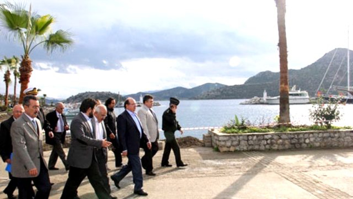 Muğla Valisi Çiçek, Bozburun\'da İncelemelerde Bulundu