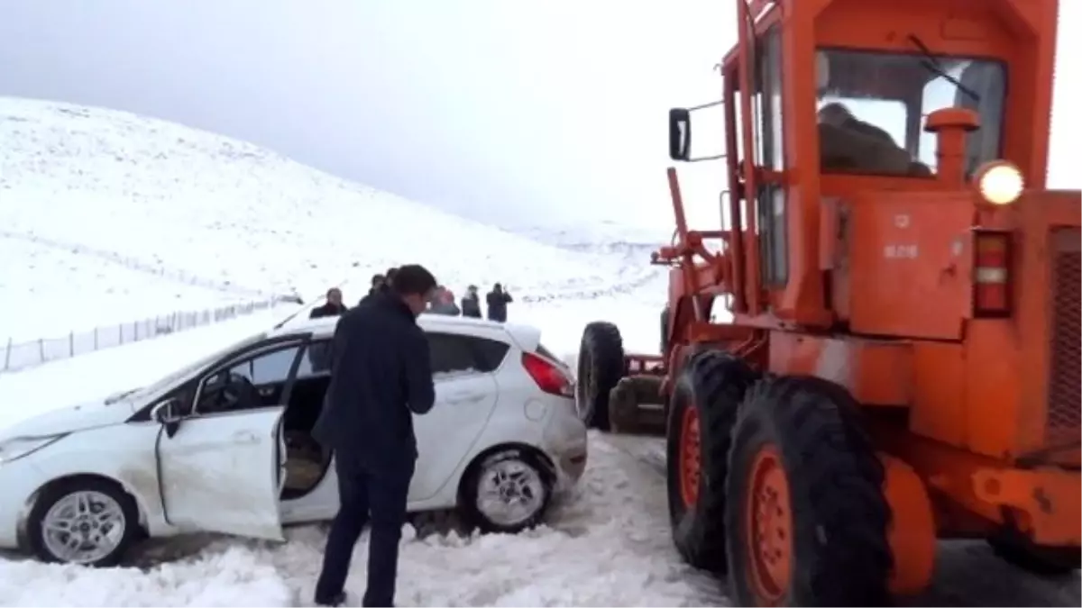 Siirt\'te 120 Köy Yolu Ulaşıma Kapandı