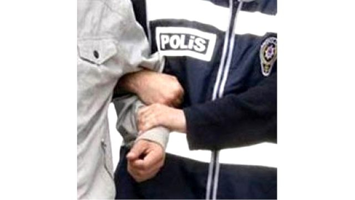 Cezaevine Uyuşturucu Sokmak İsteyen Şahıs Cezaevine Konuldu