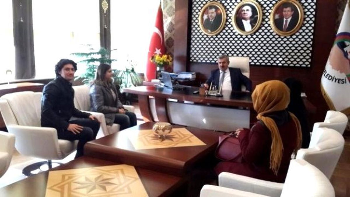Üniversite Öğrencilerinden Başkan Baran\'a Teşekkür
