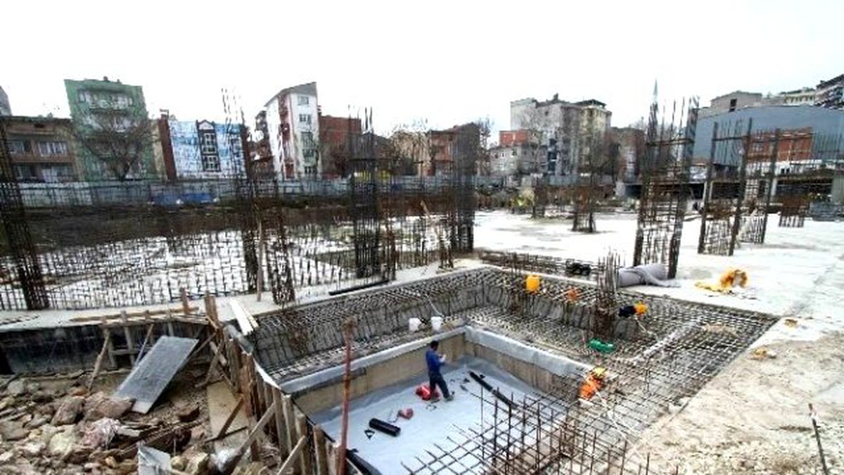 7 Katlı Otoparkın İnşaat Çalışmaları Başladı