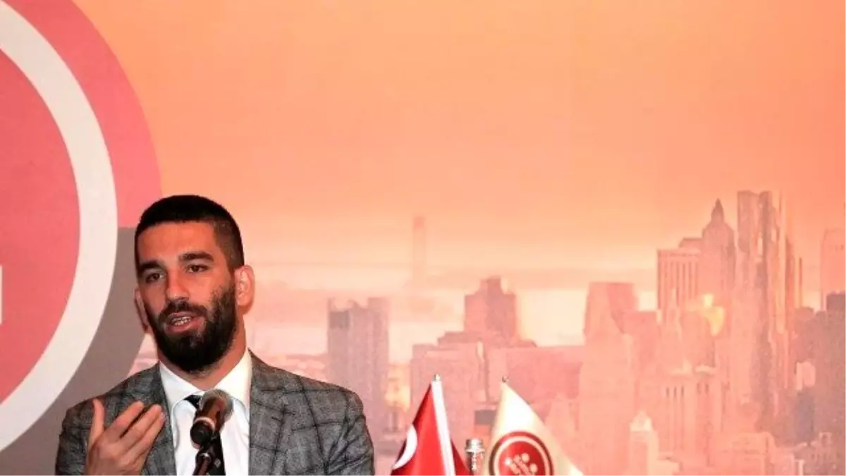 Arda Turan, AA\'nın Yılın Fotoğrafları Oylamasına Katıldı