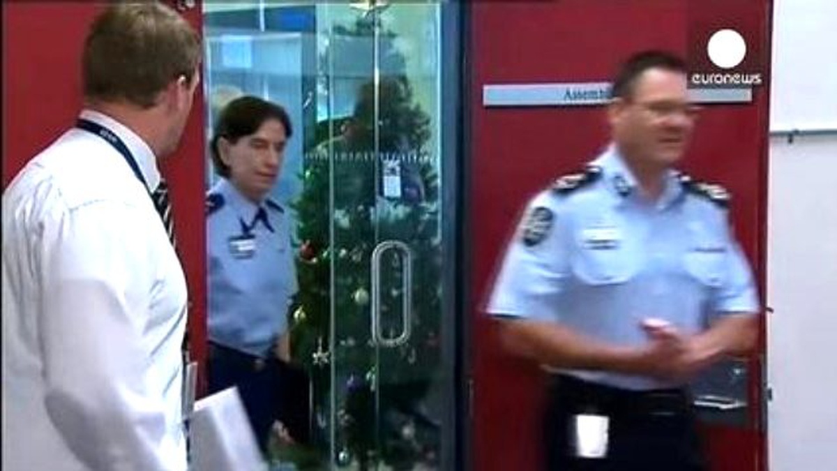 Avustralya\'da İki Terör Şüphelisi Tutuklandı